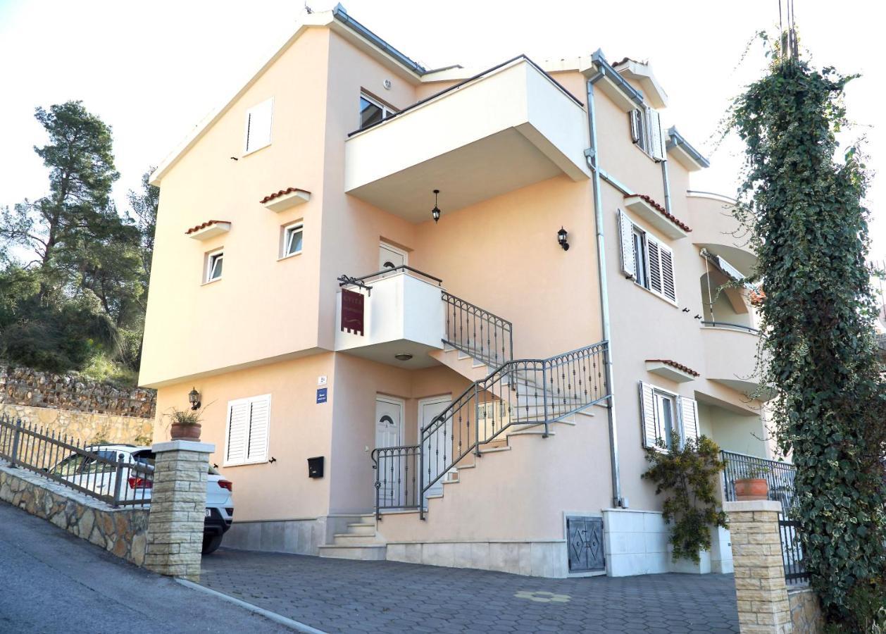 Cvita Apartments Τρογκίρ Εξωτερικό φωτογραφία